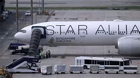 singapore airlines flights booking status